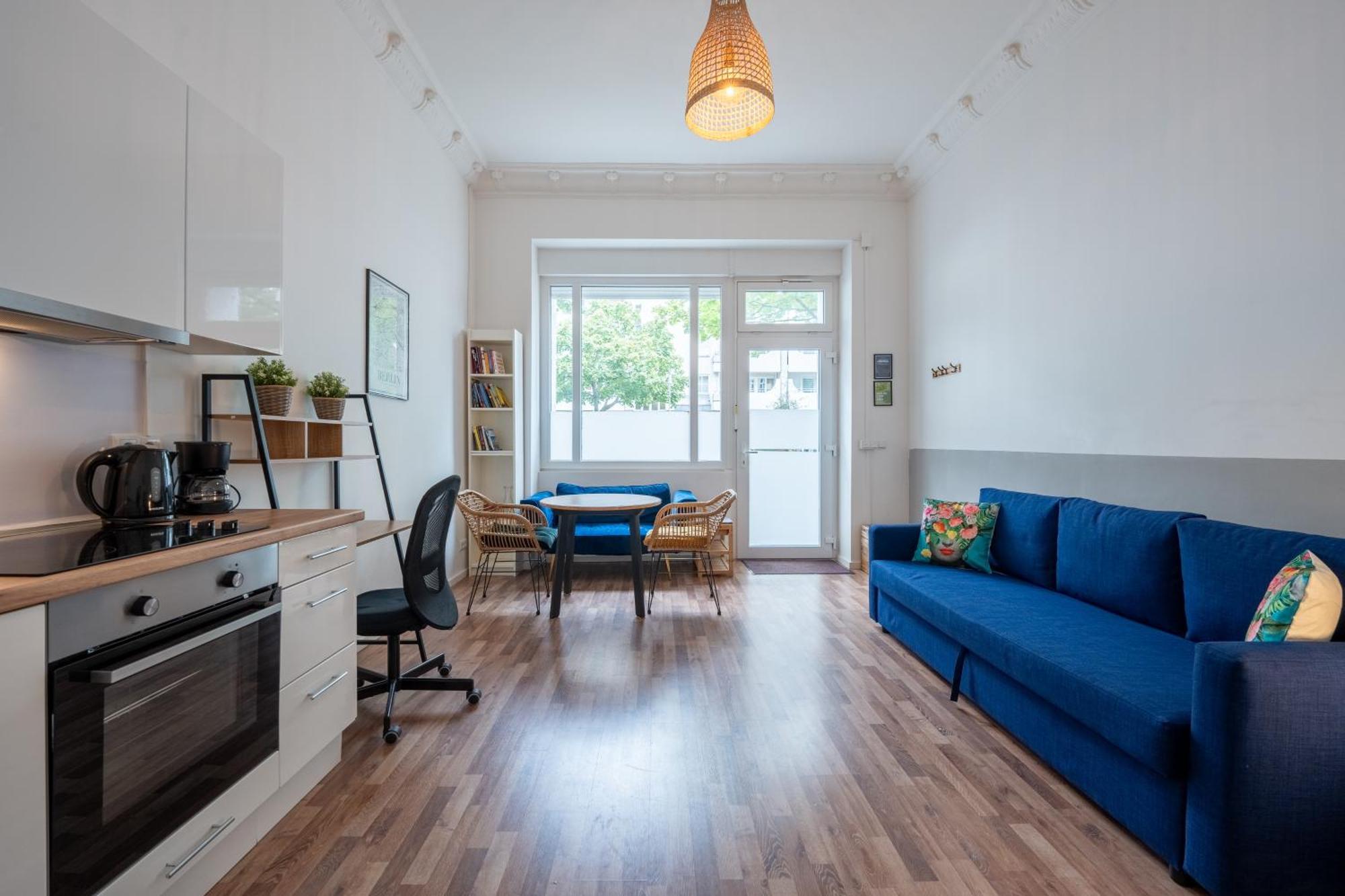 Modern, Central Flat With Workspace Berlin Exterior foto