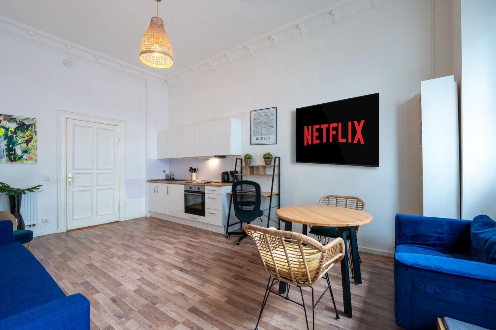 Modern, Central Flat With Workspace Berlin Exterior foto